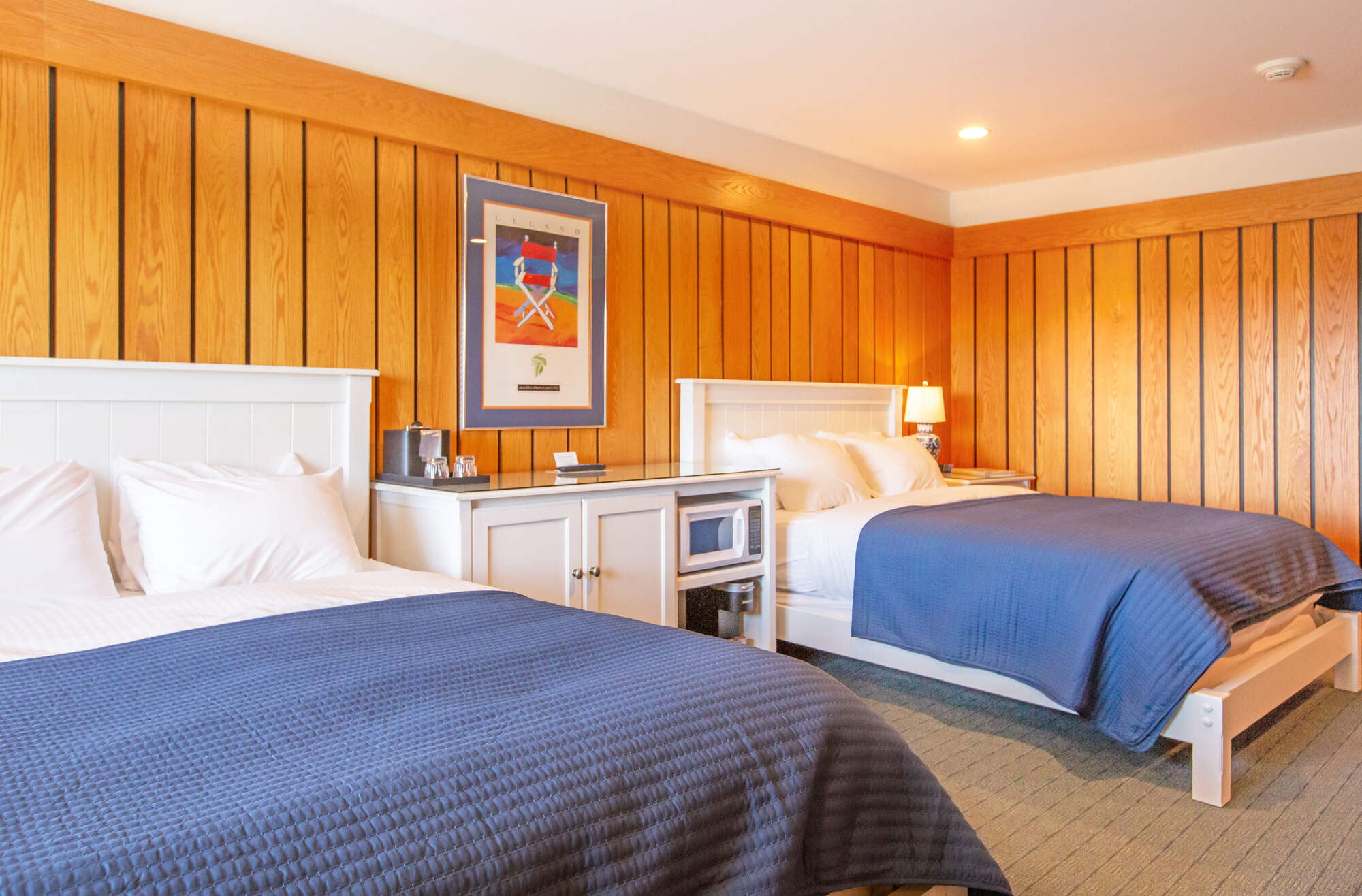 Deluxe Double Queen Room The Leland Lodge